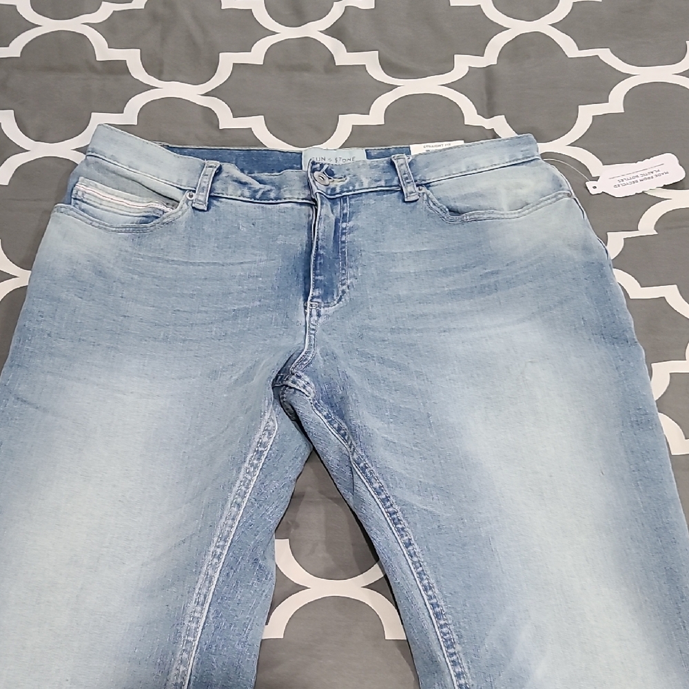 NWT Sun + Stone Blue Straight Fit Light Blue Stretch Jeans Sz: 32x30